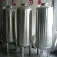 淮安鴻謙保溫純凈水箱無菌水箱廠家304不銹鋼無菌水箱質量為本