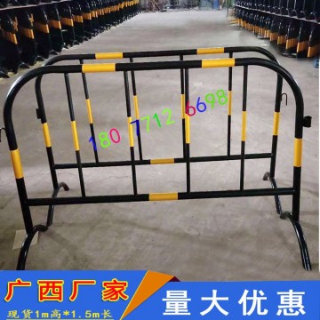 廣西鐵馬護(hù)欄廠，南寧鐵馬移動(dòng)護(hù)欄